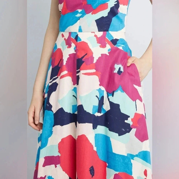 Modcloth x Emily and Fin Miss Magnificent Floral Midi Dress - Picture 3 of 8